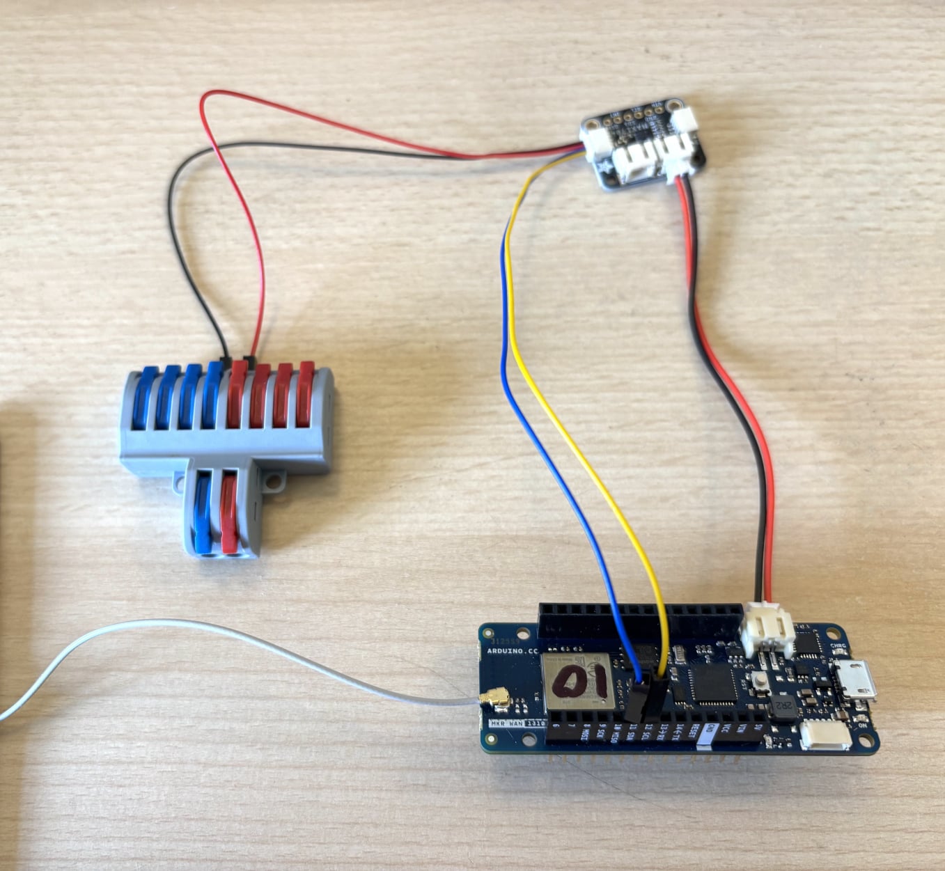 Connect the battery monitor